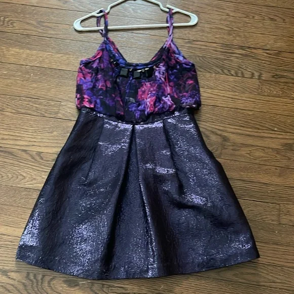 Tracy Reese Prom cocktail dress worn by Taylor Swift - Picture 3 of 6